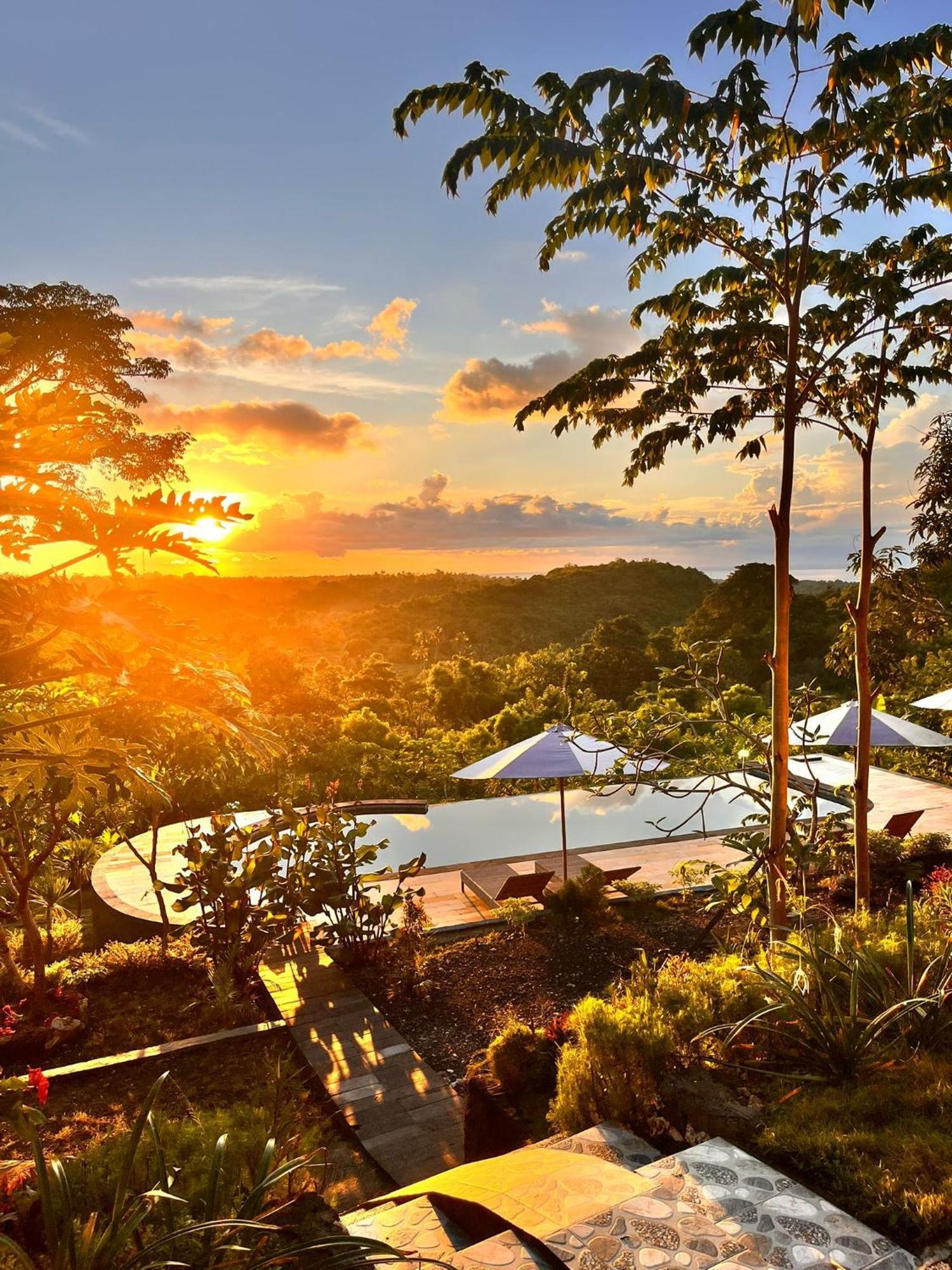 Kubuhill Sunset Bungalow Toyapakeh Exterior photo